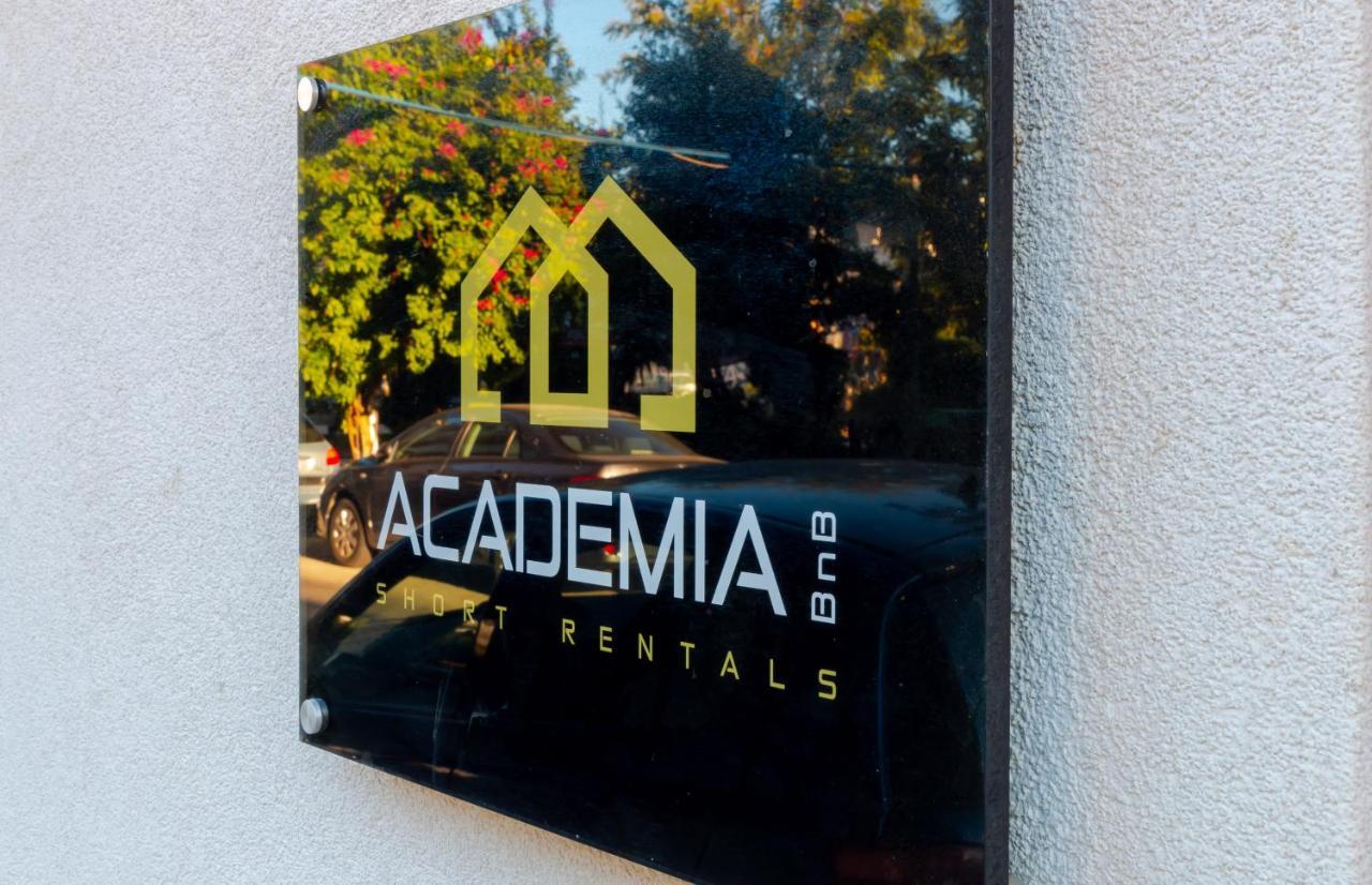 Academia Apartments By The Park Athens Exterior photo
